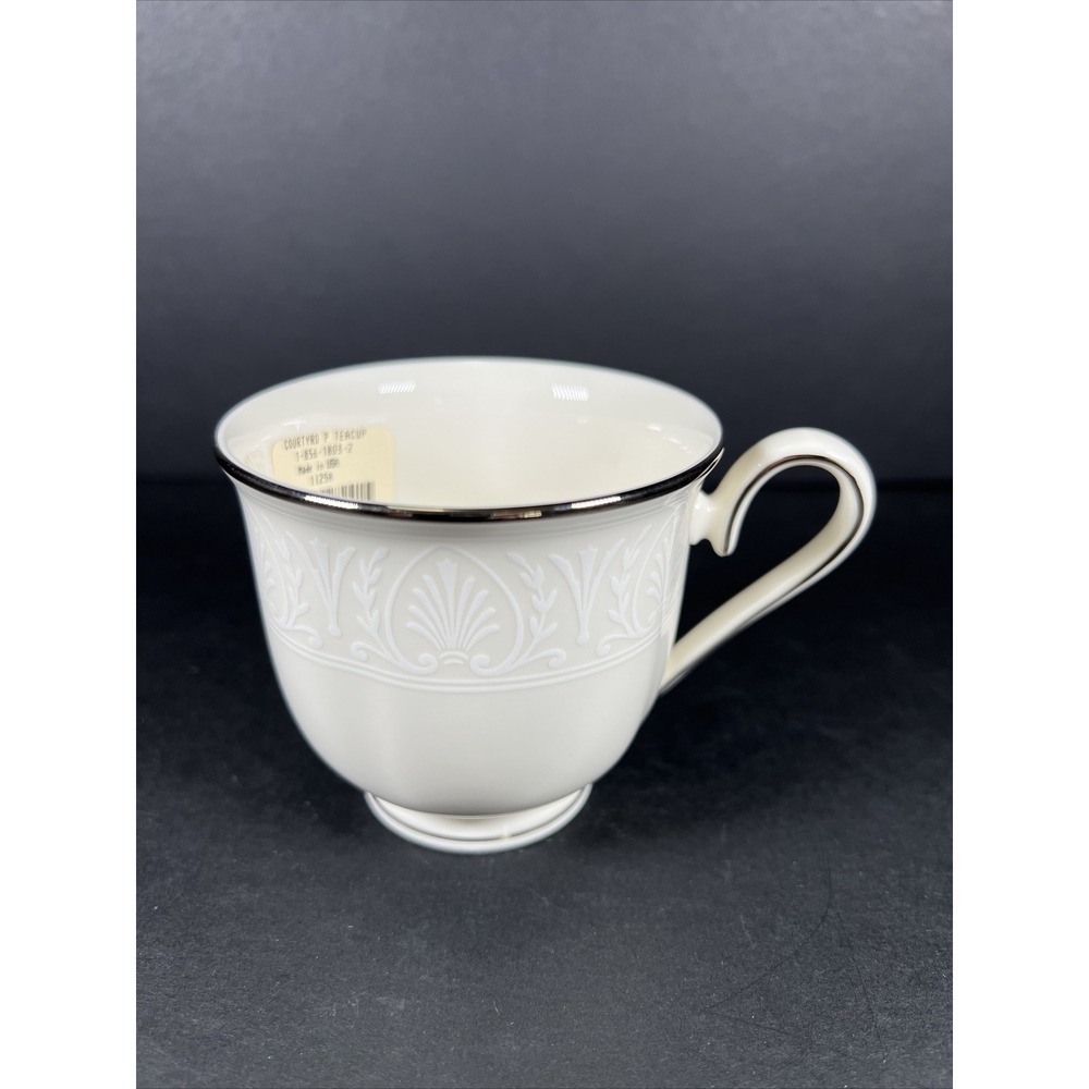 Lenox Courtyard Platinum teacup ( American Home Collection)‎ Embossed New